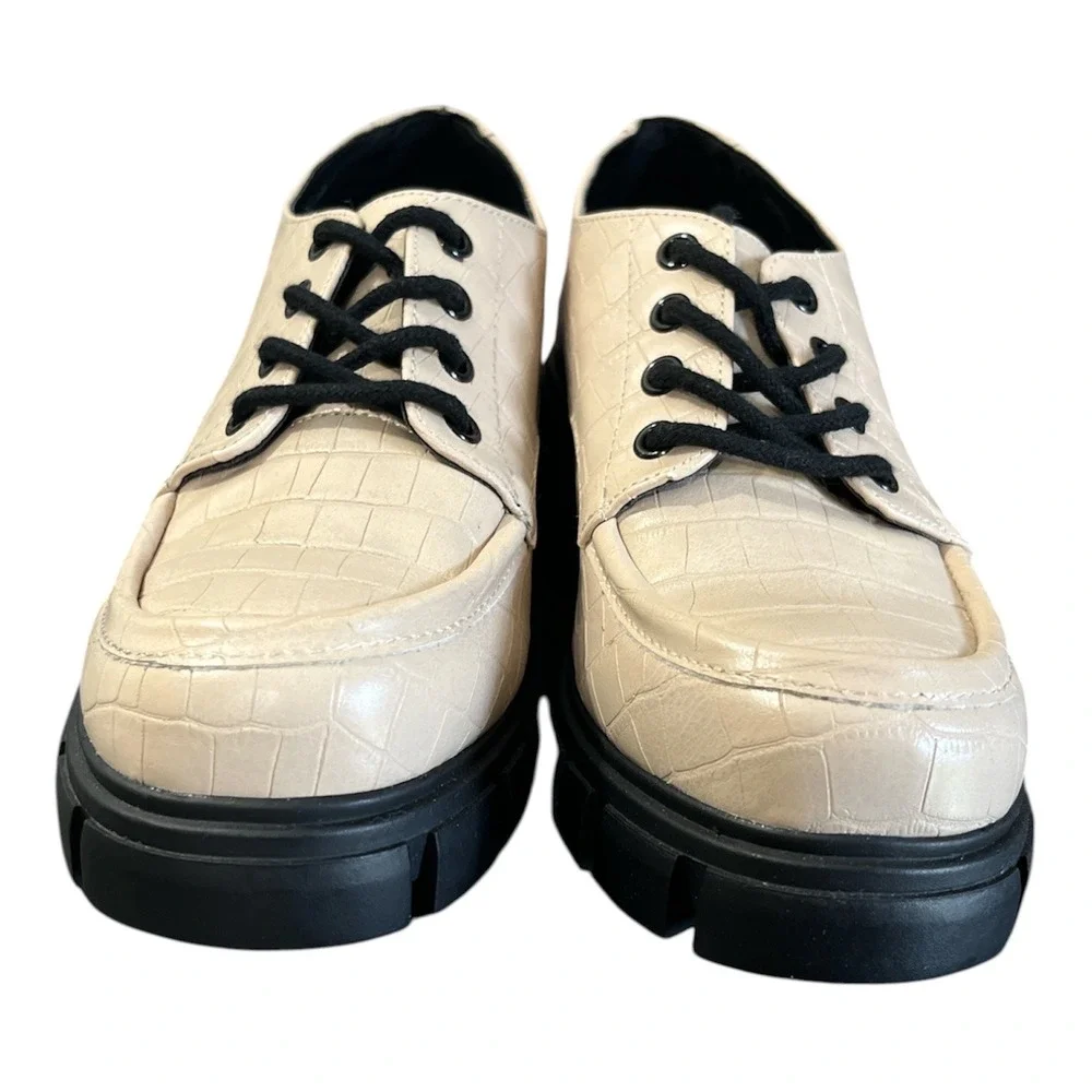 Dirty Laundry Grunge Platform Oxford Women 5.5 Cream Croc Embossed Lug Sole